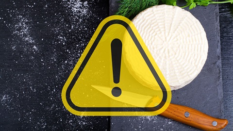 Queso cabra cuchillo tabla pizarra cenital alerta